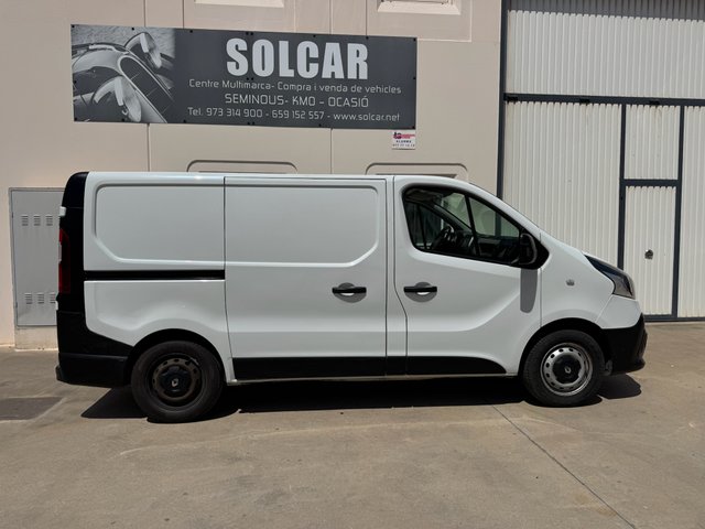 RENAULT TRAFIC FURGÓN TALLER