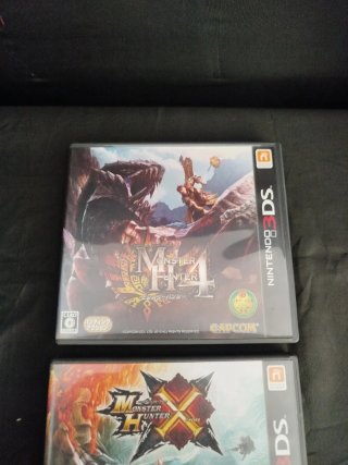 2 Juegos Nintendo 3DS Monster Hunter 4 y X (JAPON)
