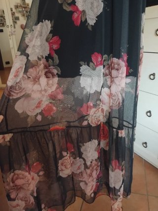 Abito lungo floreale nero