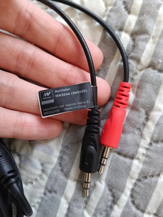Auriculares Gaming Netway Negros y Naranjas