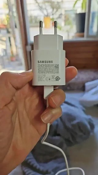 Caricabatterie Samsung nuovo con cavo di ricarica rapida
