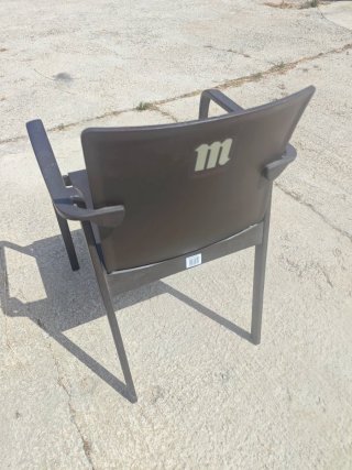 Silla de plástico Mahou