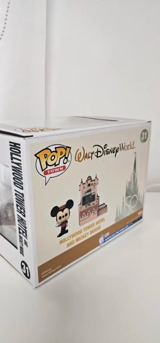 Funko Pop! Disney Hollywood Tower Hotel y Mickey M