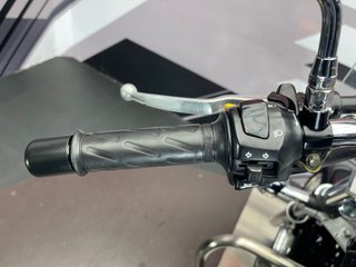 Suzuki Intruder VL 250 Negra