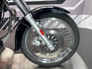 Suzuki Intruder VL 250 Negra