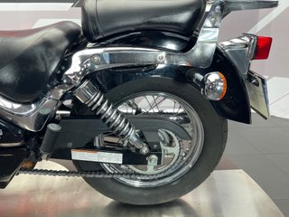 Suzuki Intruder VL 250 Negra