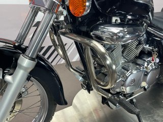 Suzuki Intruder VL 250 Negra