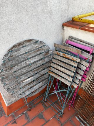 Mesa y sillas de exterior plegables