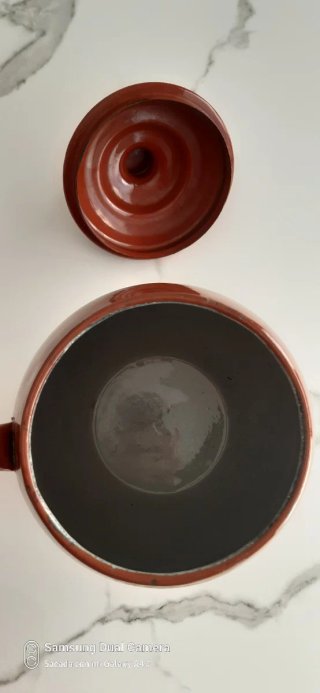 Cazo antiguo marrón