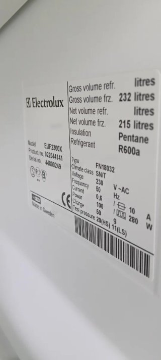 Congelador Vertical Electrolux No Frost