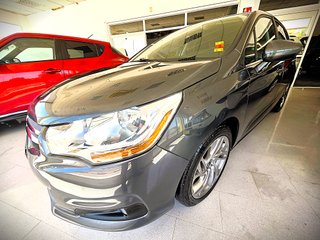 Citroen C4 2014 / Garantia Mecanica / Financiamos