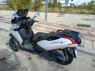 Peugeot Metropolis 400 RS