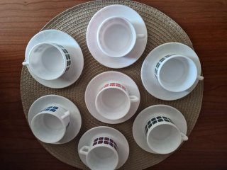 Juego 7 Tazas con platos Arcopal