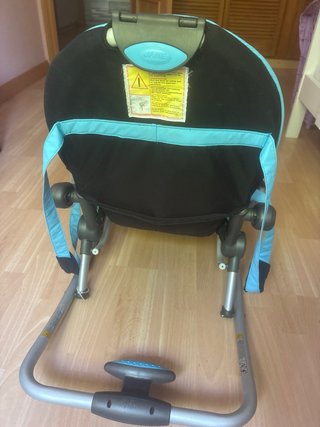 Silla mecedora bebé  Marca Jané