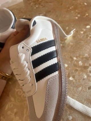 Adidas Bambas Blancas y Beige