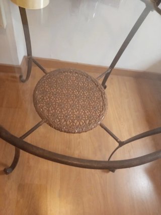 Mesa redonda cristal y forja