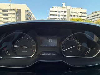 Peugeot 208 2016