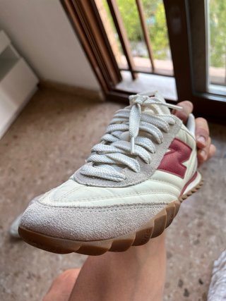 Zapatillas New Balance Talla 41.5 Beige/Rojo