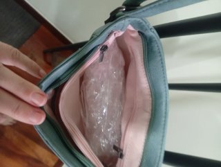 Bolso bandolera azul con flecos