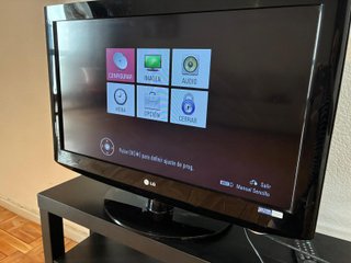 Televisión LG Negra - Perfecto Estado