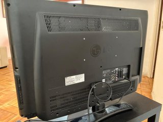 Televisión LG Negra - Perfecto Estado