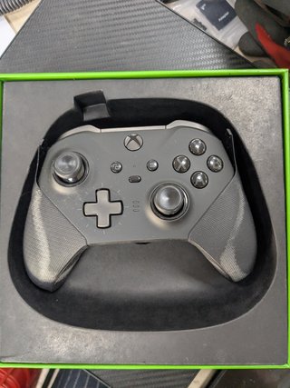 Mando Xbox Elite Series 2 Core