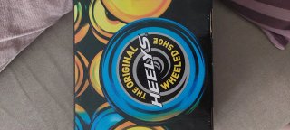 Heelys Zapatillas Negras con Cordones Arcoíris