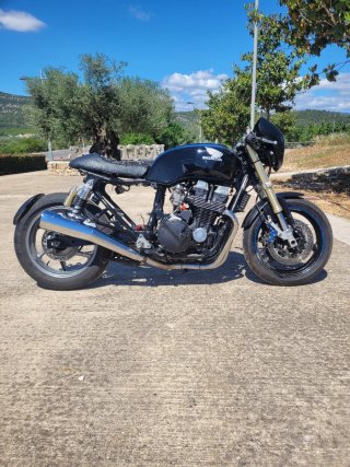 Honda CB 750 Seven Fifty Cafe Racer Negra