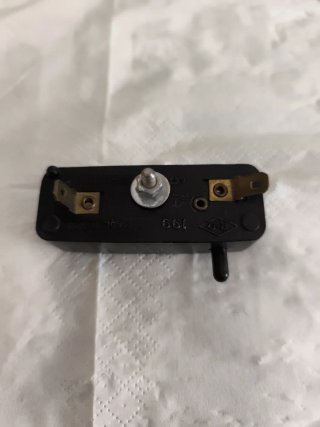 Interruptor Luz Guantera Renault R12