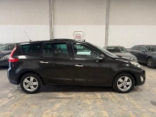 Renault Grand Scenic 1.5 dCi 105 Famili Edition 7plz 5p