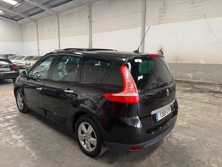 Renault Grand Scenic 1.5 dCi 105 Famili Edition 7plz 5p