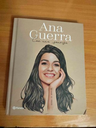 Libro Ana Guerra Con una sonrisa