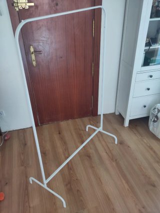 Burro para ropa blanco