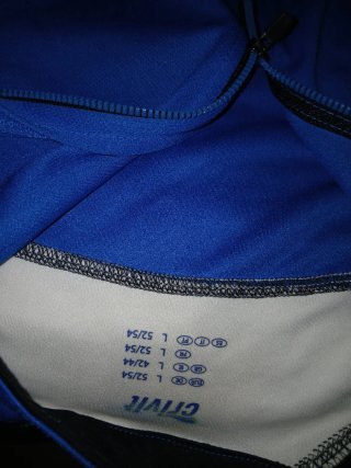 Maillot ciclismo azul y negro