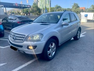 Mercedes-Benz ML 320