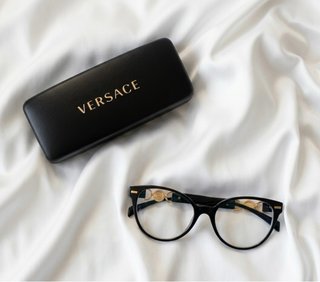 Gafas Versace Negras y Doradas