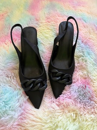 Zapatos Slingback Lefties Negros Cadena