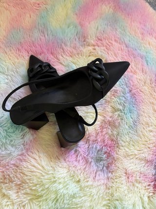 Zapatos Slingback Lefties Negros Cadena
