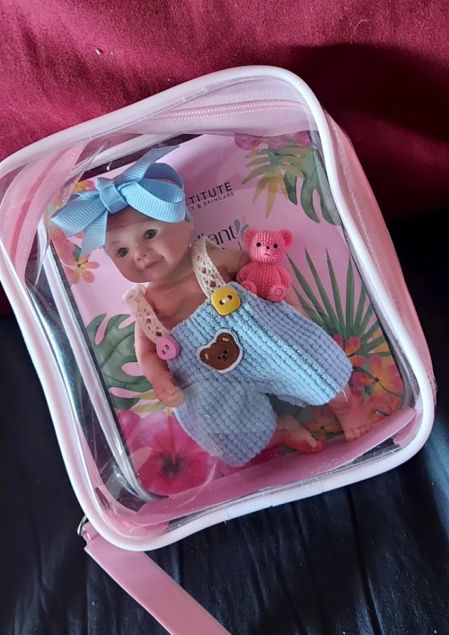 Mini reborn silicona niña 15cm