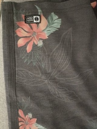 Bañador Salty Crew | Talla 28 | Estampado Floral