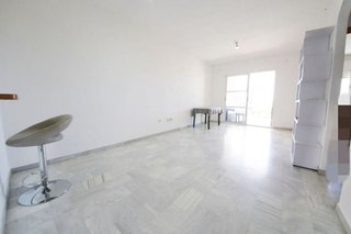 Piso en venta en Calaburra - Chaparral en Mijas