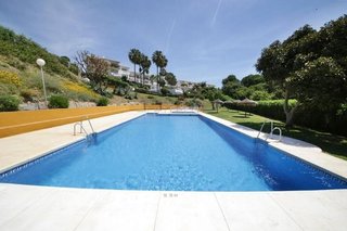 Piso en venta en Calaburra - Chaparral en Mijas