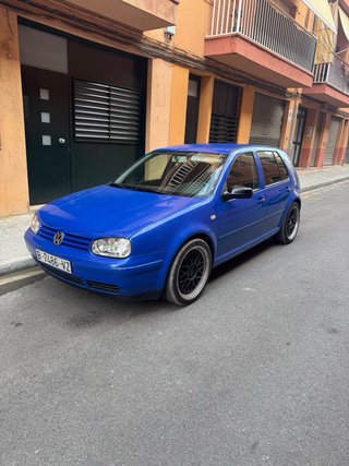 Volkswagen Golf 2000