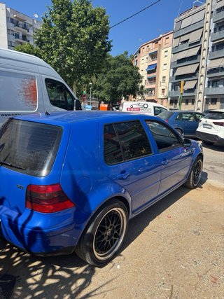 Volkswagen Golf 2000