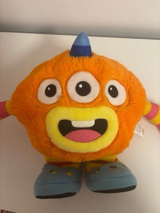 Peluche Momonsters Naranja