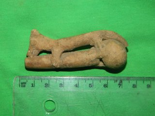Silbato de terracota prehispánico