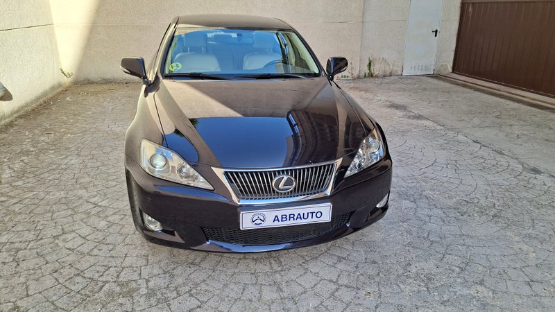 Lexus IS 220d Luxury Cambio 2.4 2010