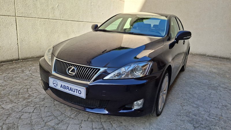 Lexus IS 220d Luxury Cambio 2.4 2010, foto 2