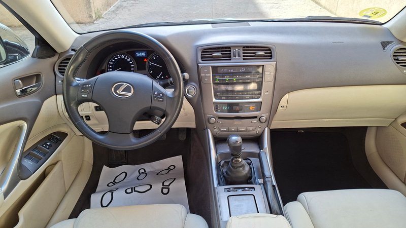 Lexus IS 220d Luxury Cambio 2.4 2010, foto 31