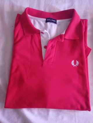 3 Polos Fred Perry Talla XL. Rosa, rojo y amarillo